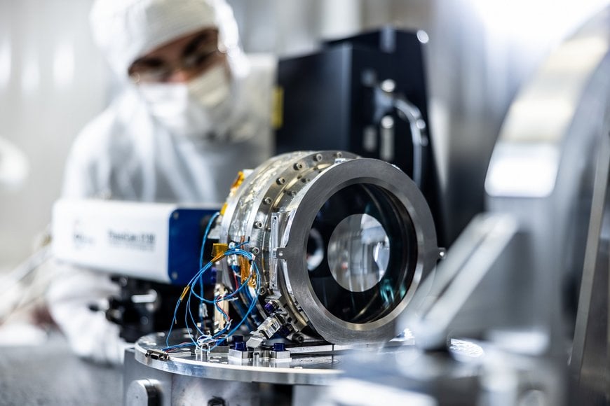 SAFRAN REOSC TARGETS EARTH OBSERVATION WITH ITS FIRST SEEING 130 COMPACT IMAGER